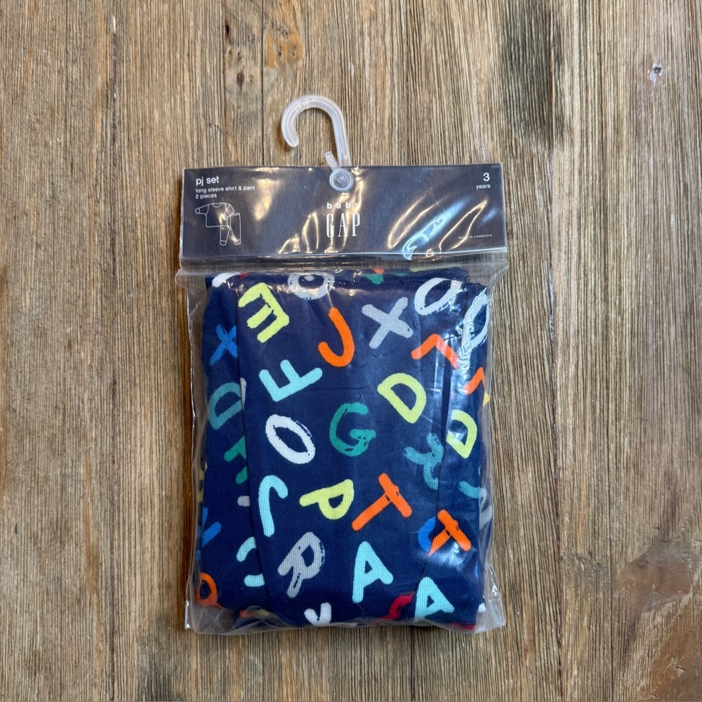 GAP Kids Alphabet Print Pajamas - Multicolor, New In Bag, Size 3T